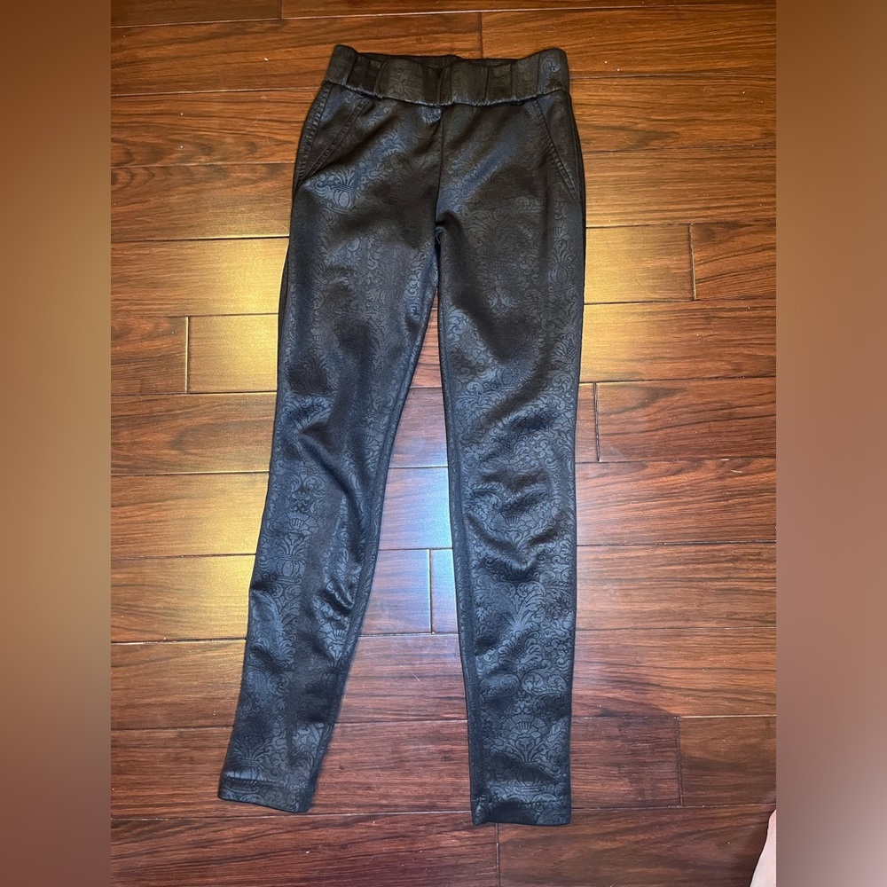 Jessica Simpson Shiny Black Patterned Skinny Leg Pants